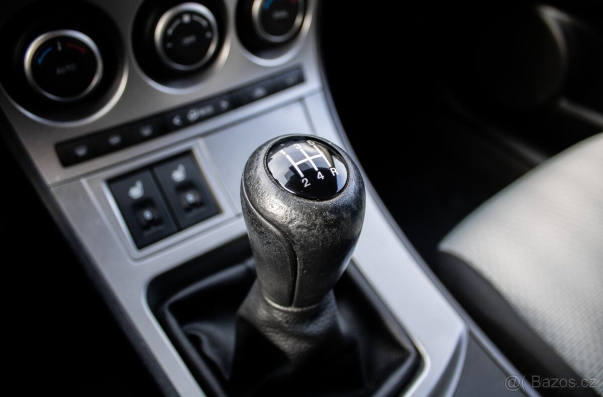 Mazda 3 1.6, 77kW (2010) - 18