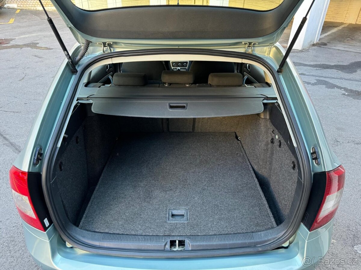 Škoda Octavia II - 18