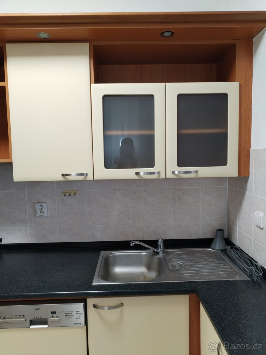 Kuchyň včetně spotrebičů - 18