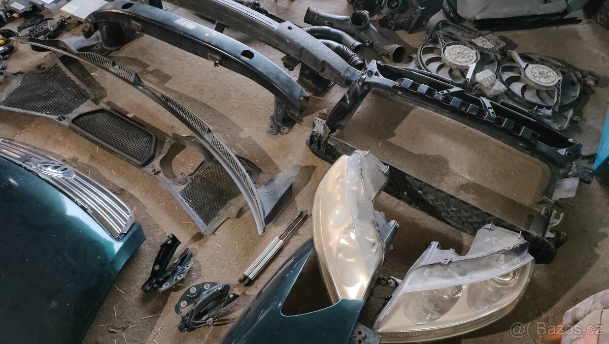 DÍLY- 2004 Phaeton 4,2 V8 330PS, barva LR6V - 18