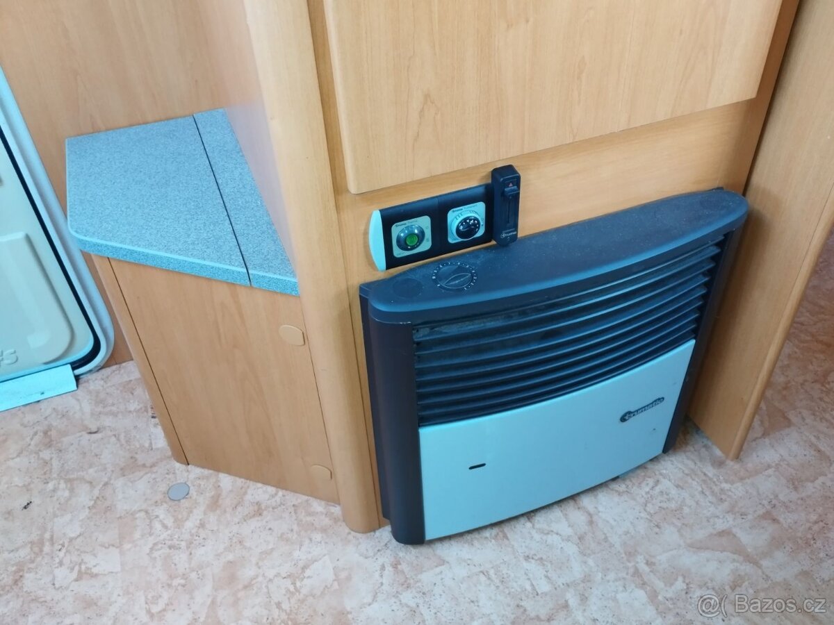 DETHLEFFS pro 4. Rok 2004. Mover+baterie. Markýza. 1300kg - 18