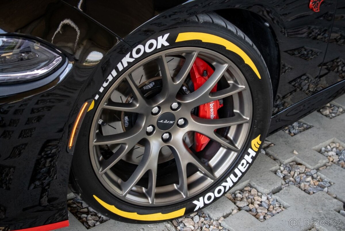 Dodge Charger SRT Hellcat 6.2L V8 - 18