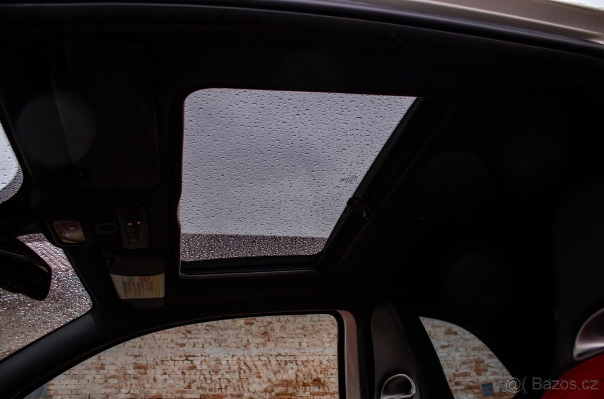 Abarth 500 1.4T 99kw MT/5 2009 - 18