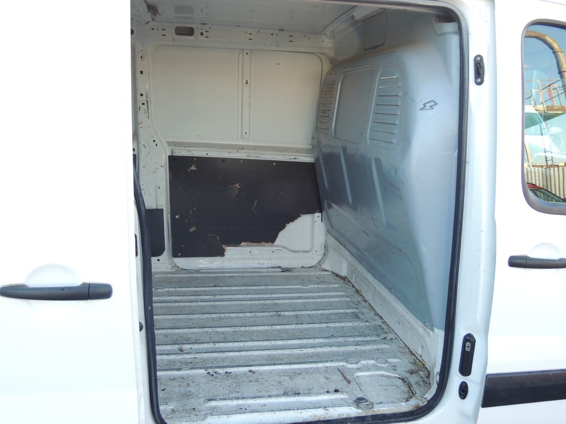 Peugeot Expert 1.6HDi,L2,2014,ČR,1.maj.-21%DPH - 18