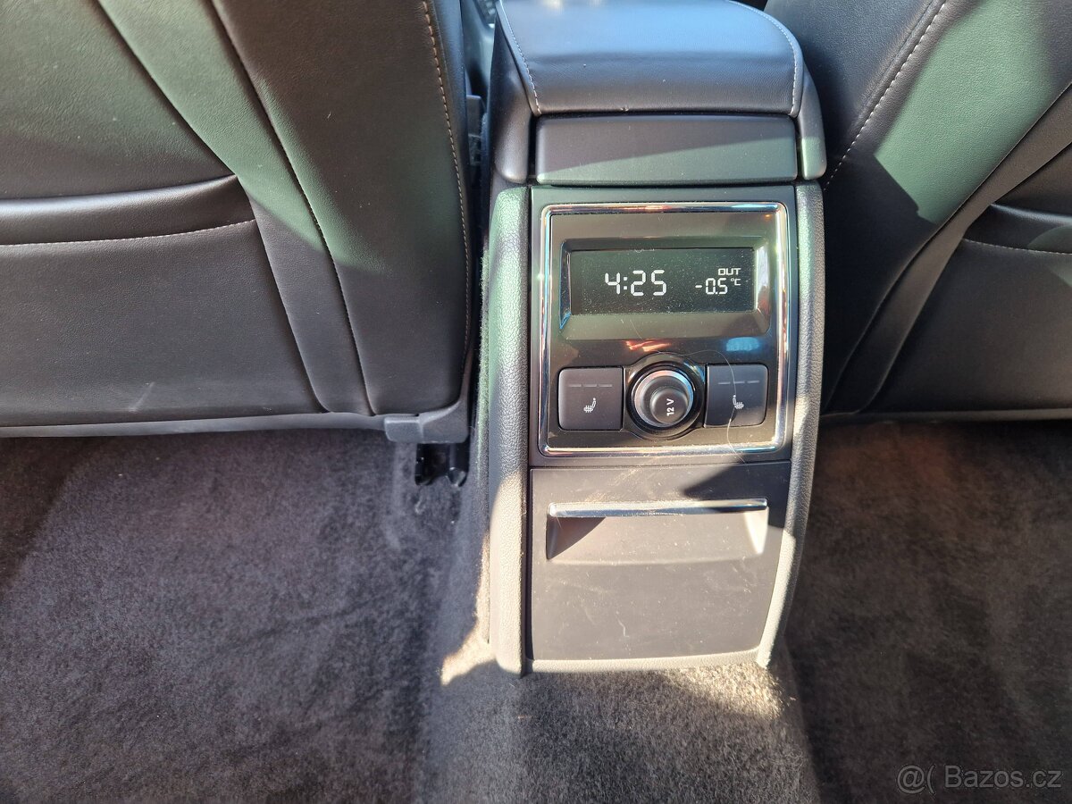 Škoda Superb 2 combi 2,0 TDI facelift, navi, xenony - 18