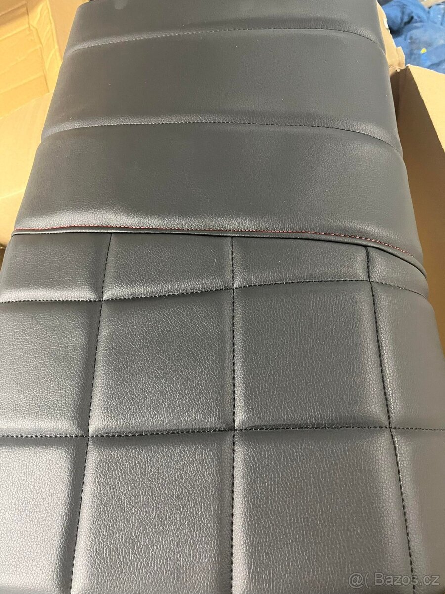 Prodám nové čalounění na traktory Zetor – blatníky i kabiny - 18