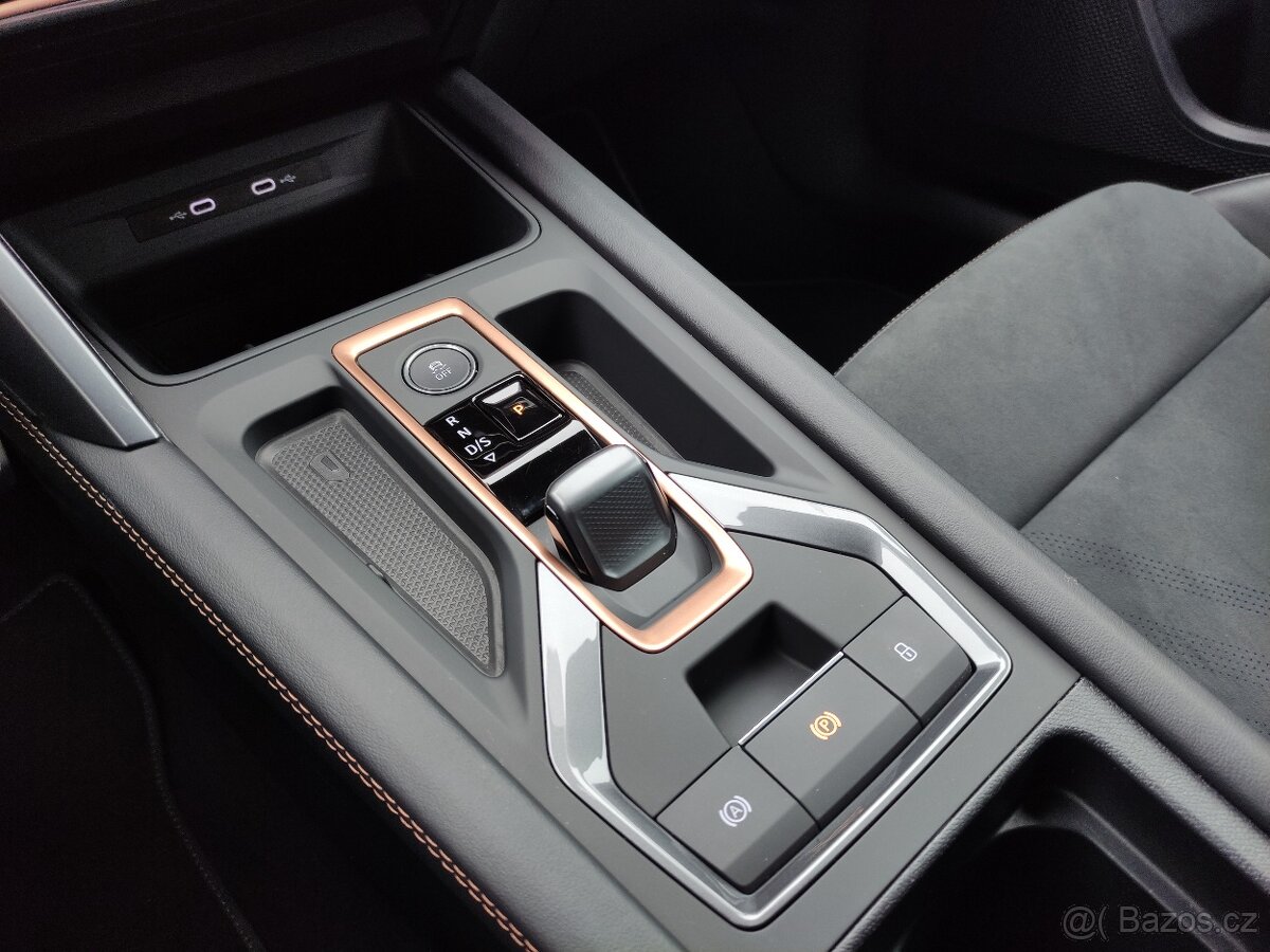 Cupra Formentor TSi VZ333 VIRTUAL MATRIX KAMERA TAŽNÉ MY25 - 18