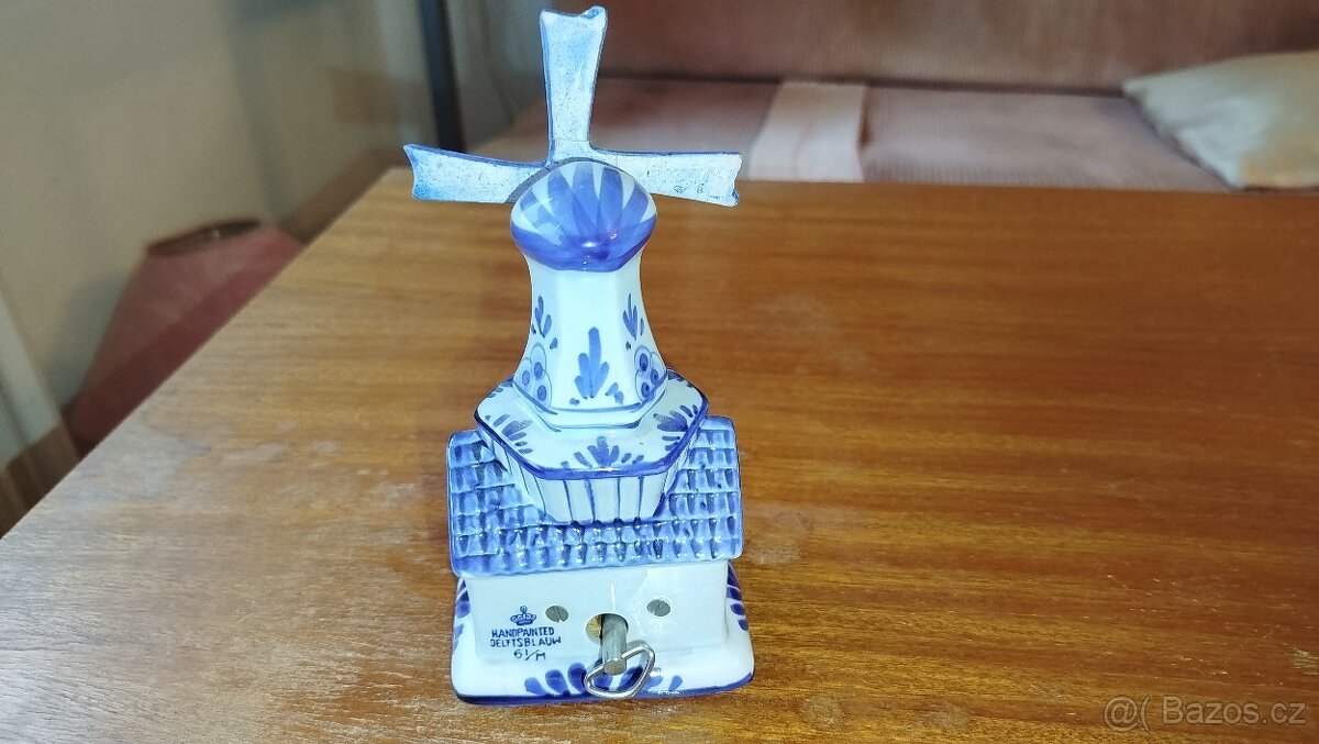 keramické hrníčky a džbány - 18