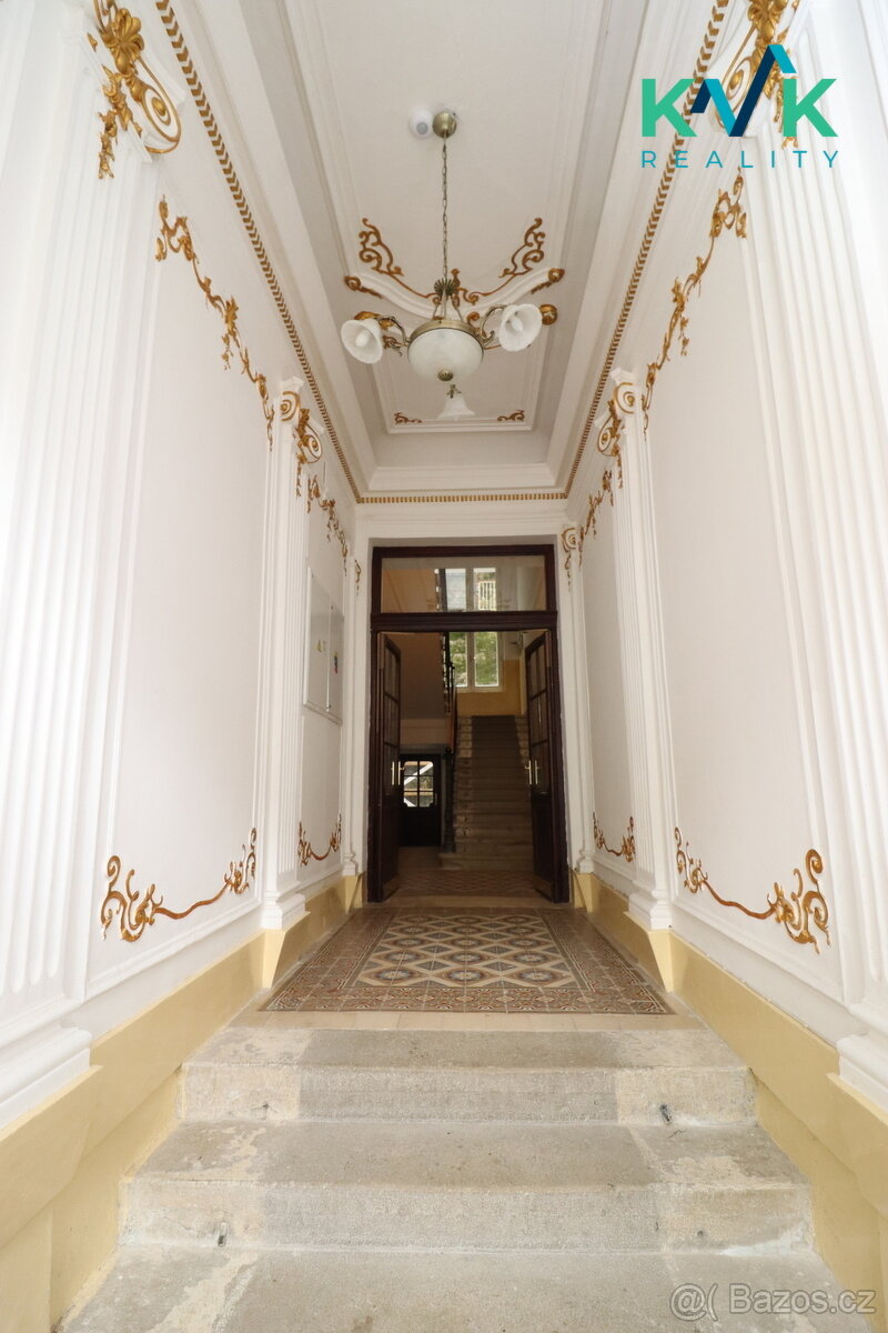 Prodej 4+1 před rekonstrukcí – Karlovy Vary, ul. Sadová - 18