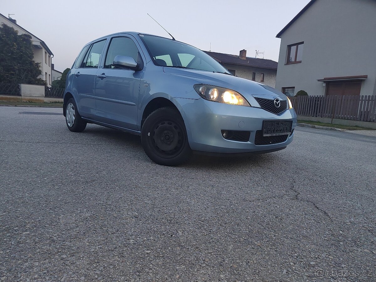 Mazda 2 - 18