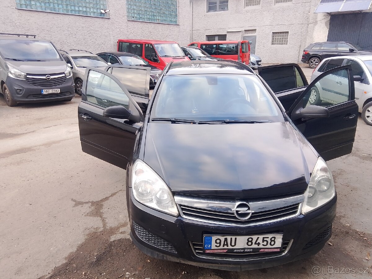 Opel Astra - 18