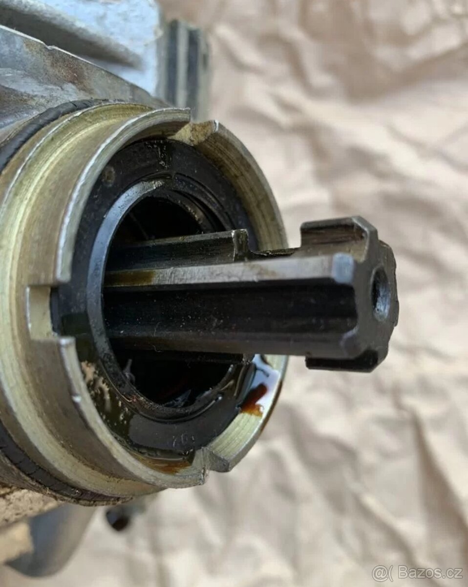 Originální nové motory z vojenského depozitu Dněpr K750 - 18