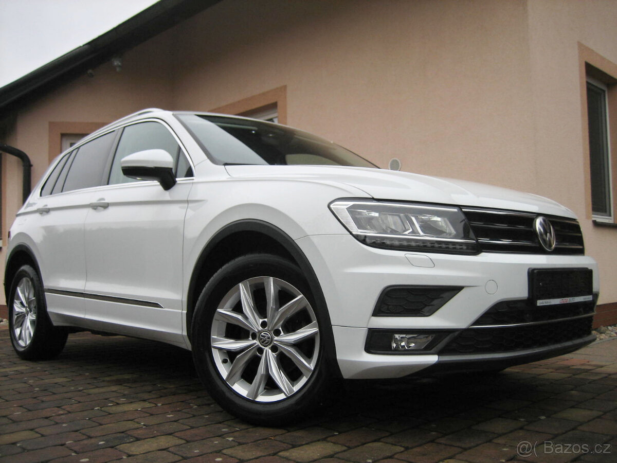 VW TIGUAN 2,0 TDI Highline 4x4 tažné 2x kola ACC DSG LED DPH - 18