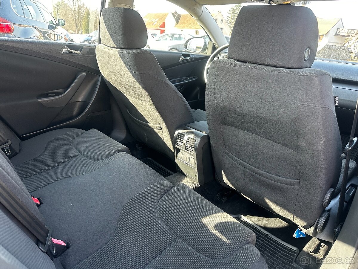 VW PASSAT 2,0FSI - PO SERVISE - PŮVOD ČR - UDRŽOVANÝ STAV - 18