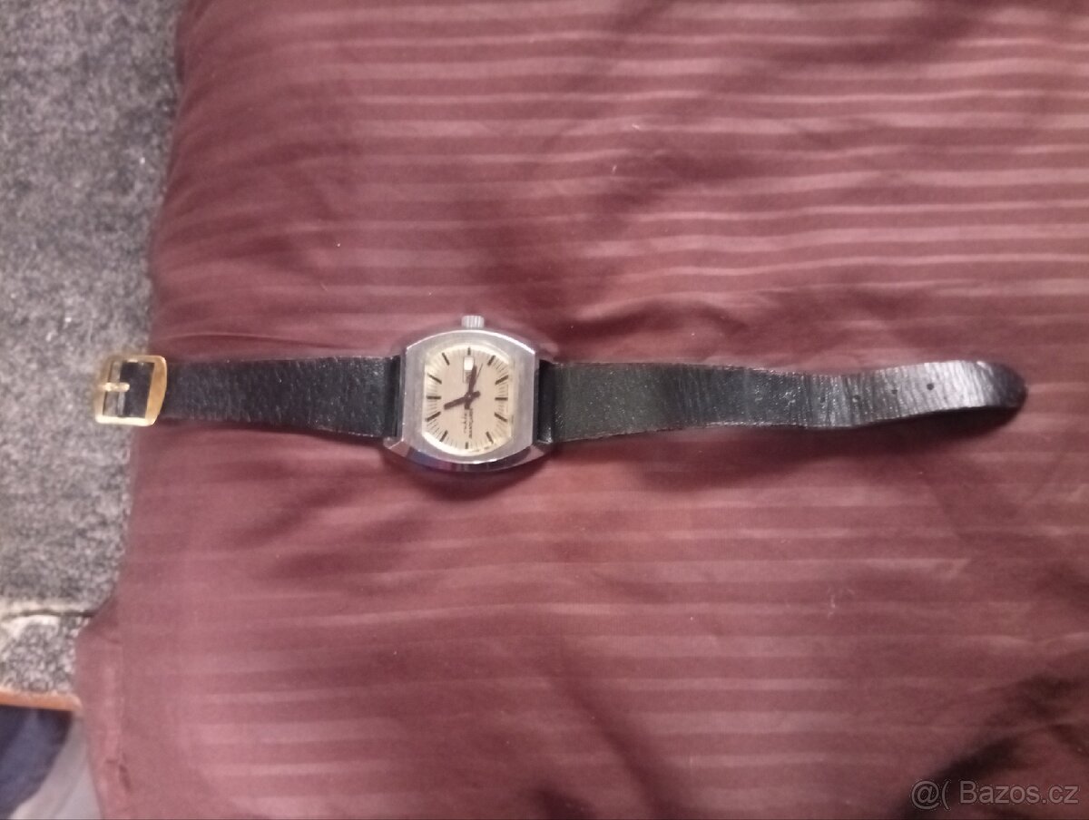 Mechanické hodinky RUHLA - 18