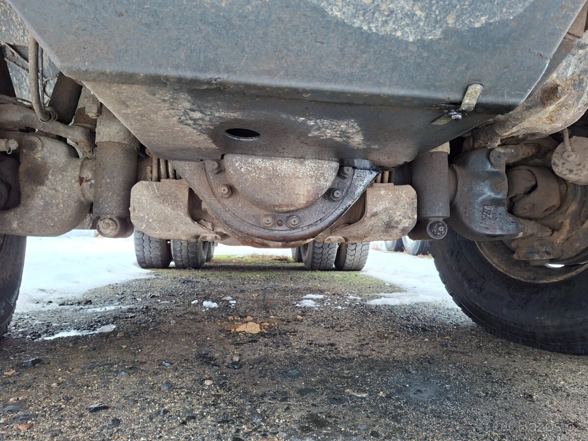 TATRA T815 TERRNO 6X6.2 - 18