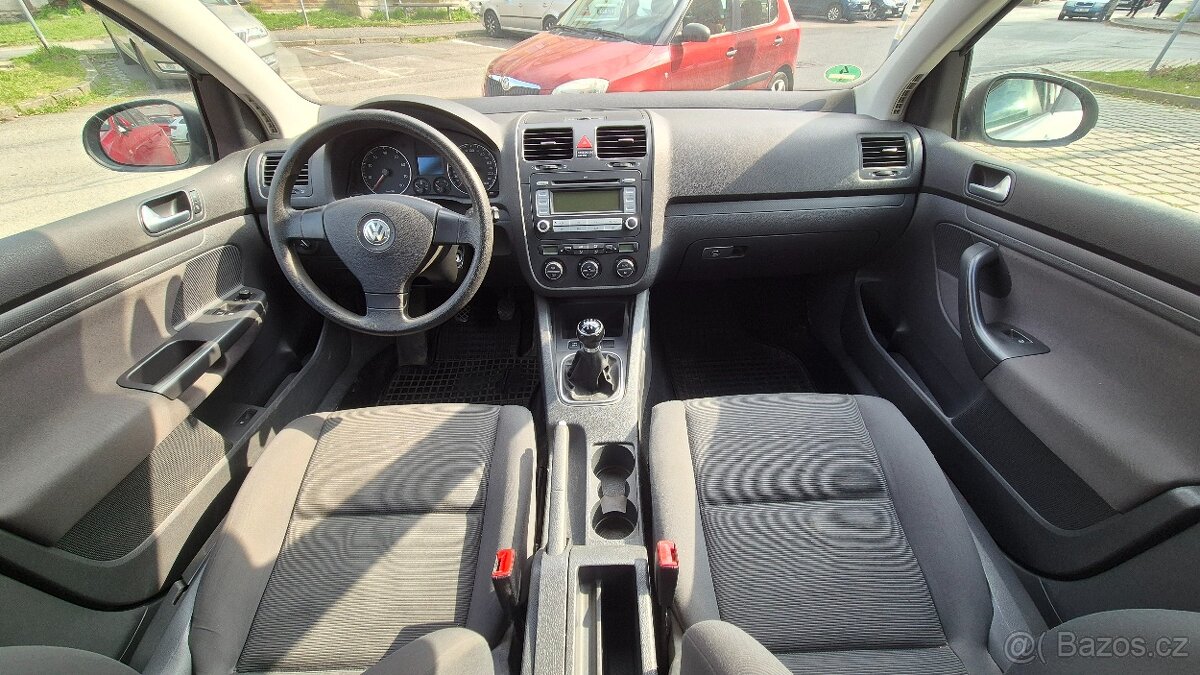 VW Golf 5 1,6 MPi - 18