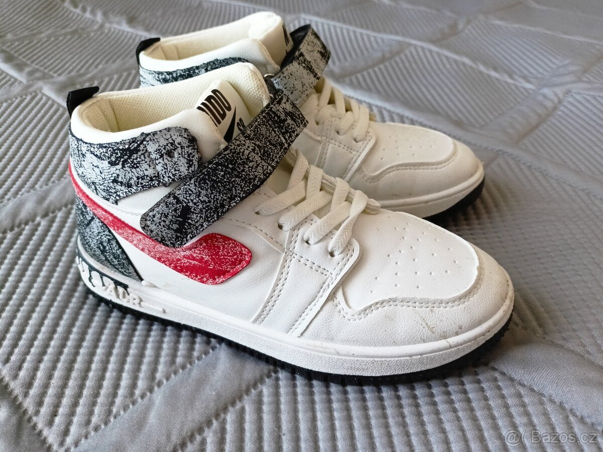 Nové dětské kotníkové tenisky, vel.34 - 18