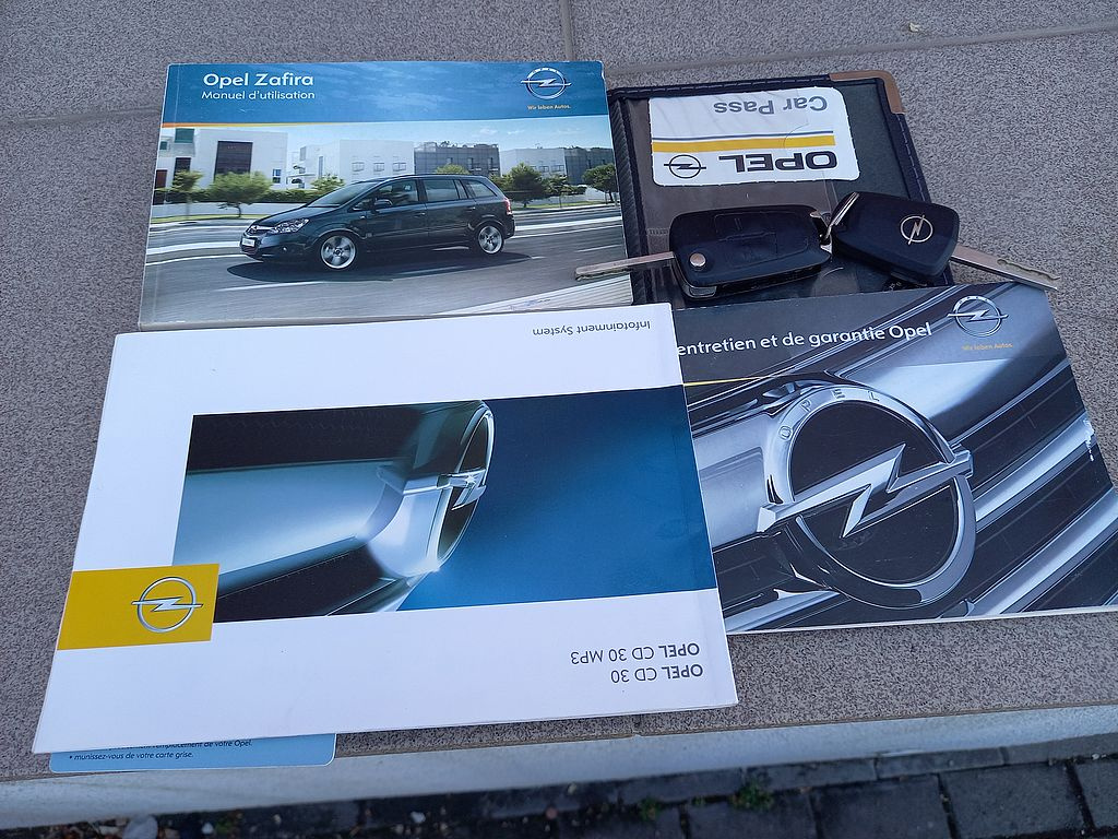 Opel Zafira, 1.7CdTi klima+7Míst+ROZVODY - 18