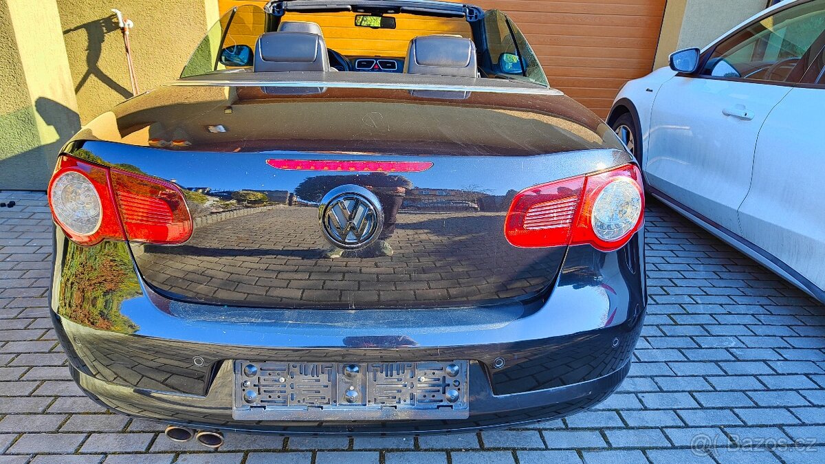 Volkswagen Eos 3.2 6-válec INDIVIDUÁL DSG - 18
