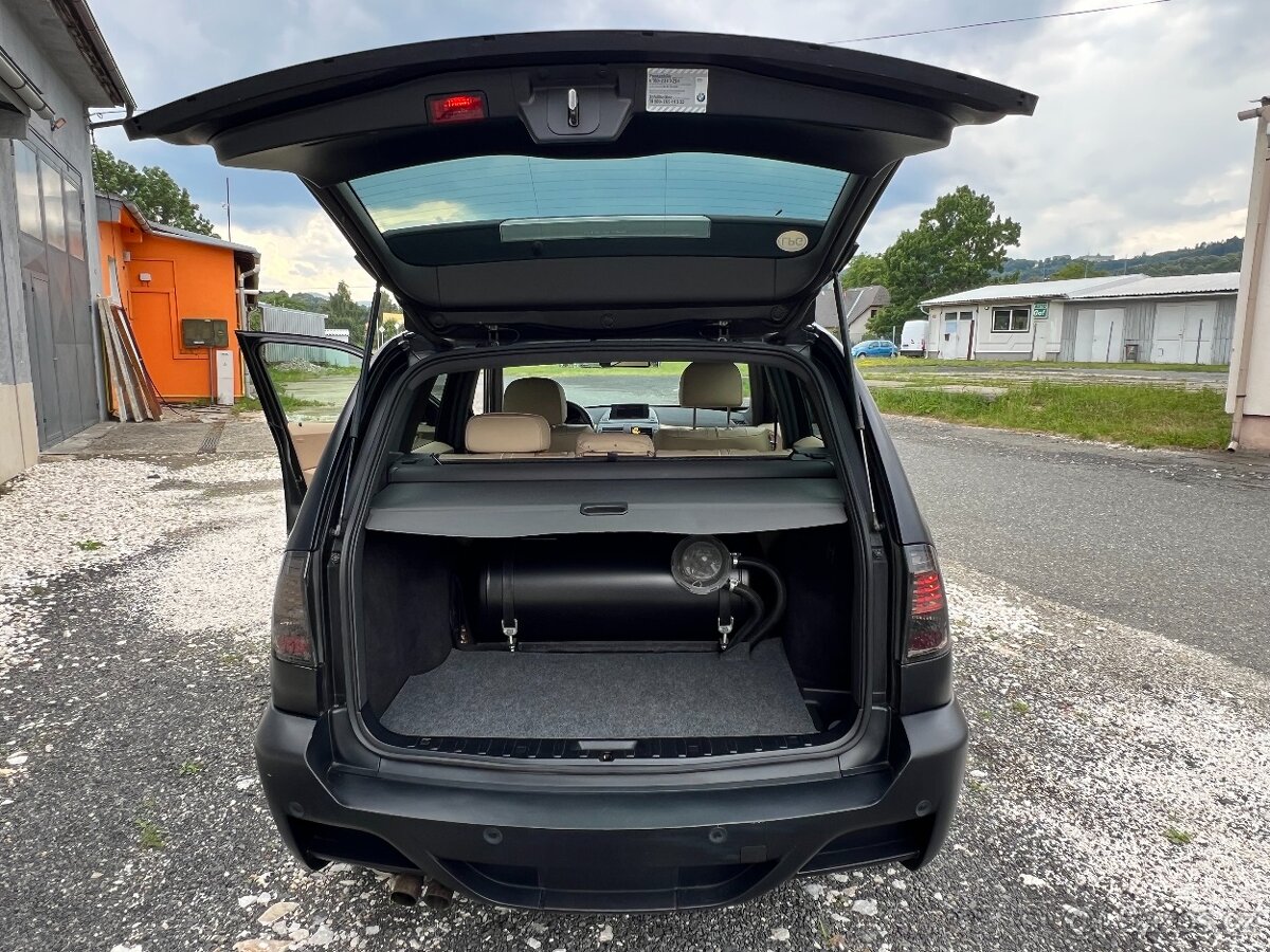 BMW X3 3.0i LPG PANORAMA XENONY NOVÉ BRZDY AUTOMAT - 18