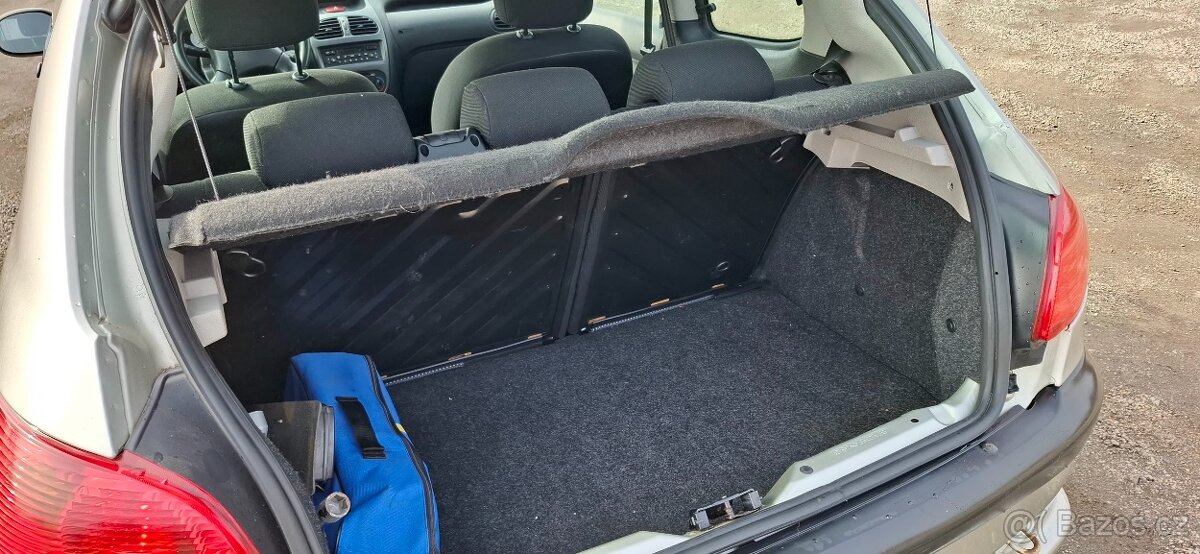 Peugeot 206 1.4HDi / ČR1 / KLIMA / NOVÁ STK 3/2028 - 18