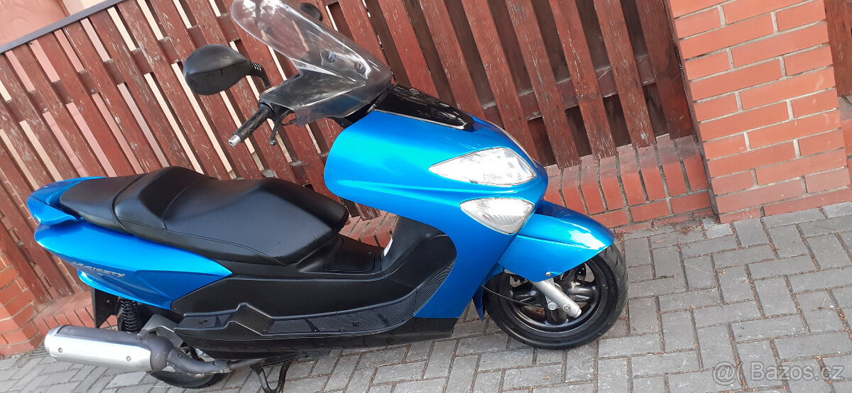 Yamaha majesty 125 - 18