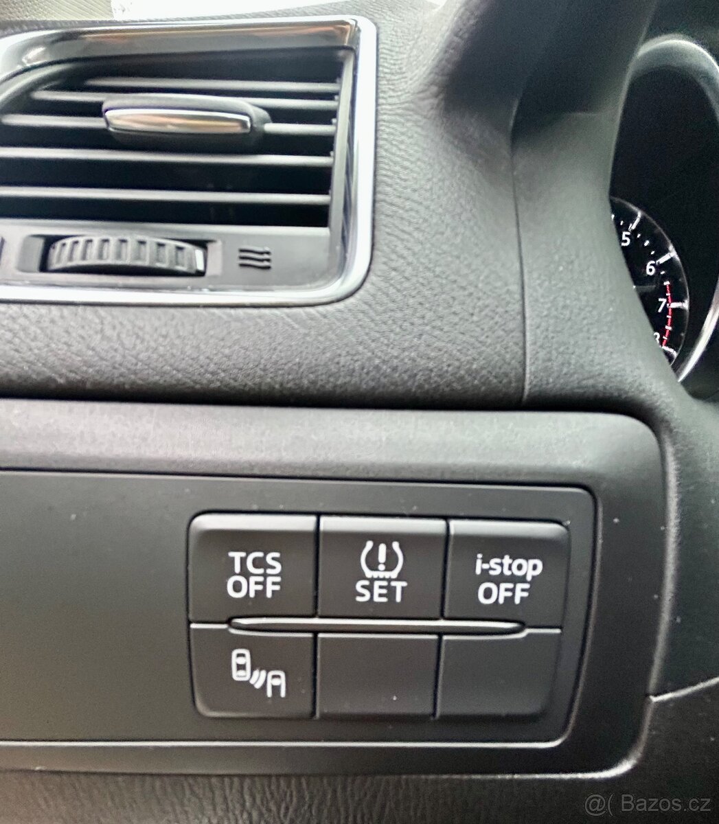 Mazda CX-5 2.0i BENZIN 4x4 MANUÁL-LED-NAVI-PDC-SERVISKA - 18