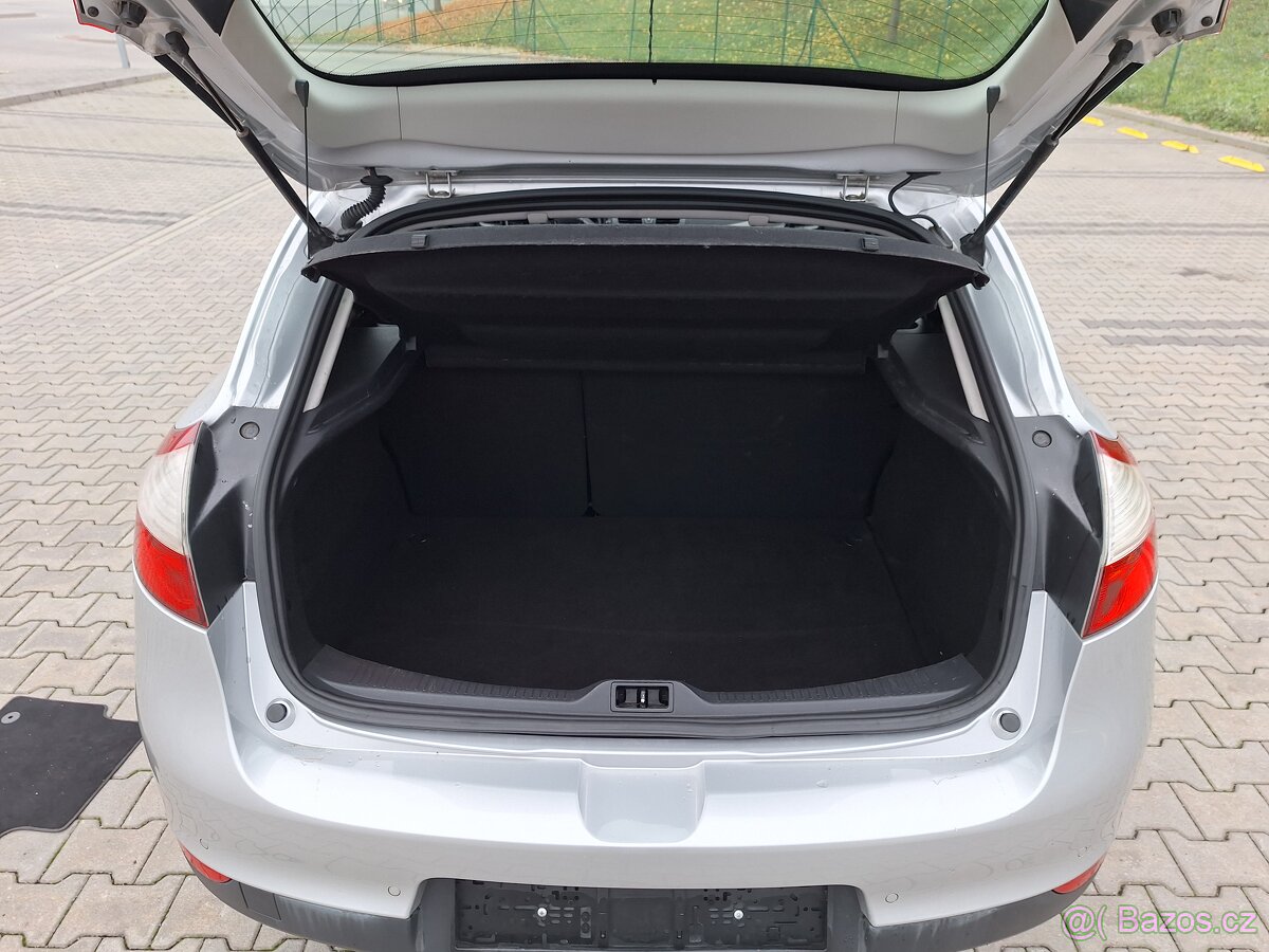 RENAULT MEGANE PARIS R.2014.1.6 BENZIN - 18