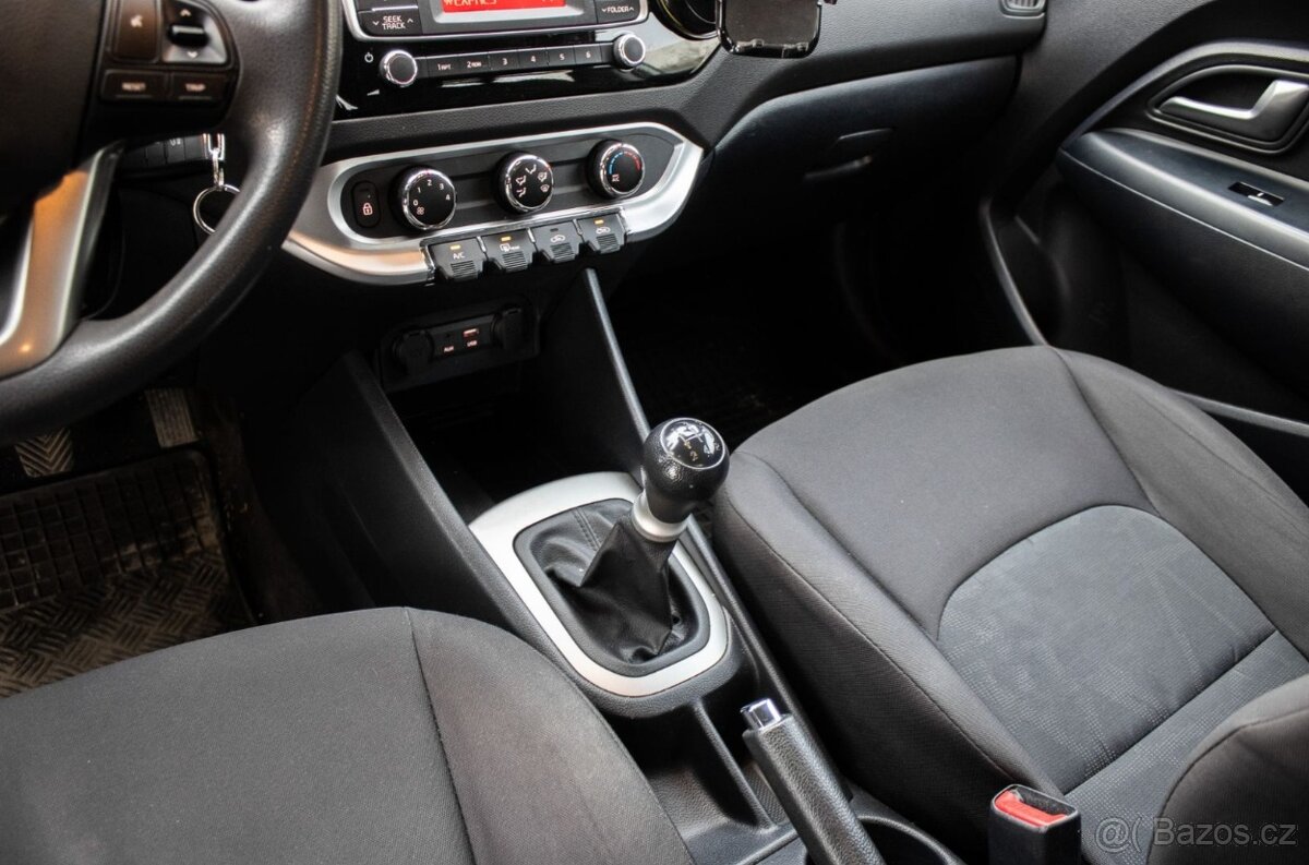 Kia Rio 61,8kW (2016) - 18