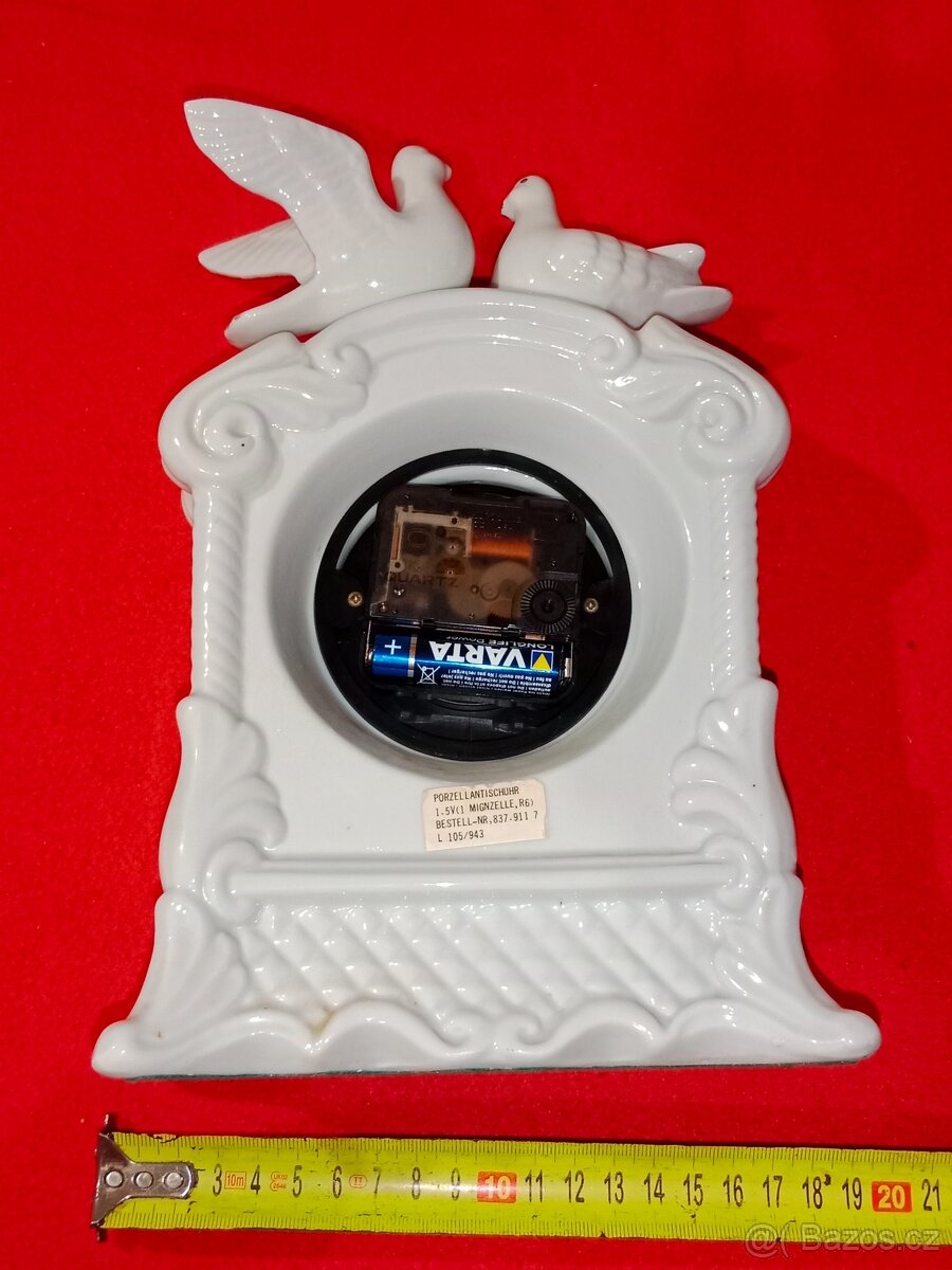 Hodiny za zeď, krbové, budíky, atd. celkem 24 ks PRIM atd. - 18