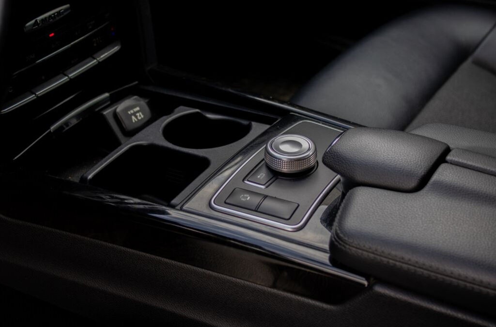 Mercedes-Benz E E320 CDI 4MATIC, 170kW, A7 - 18