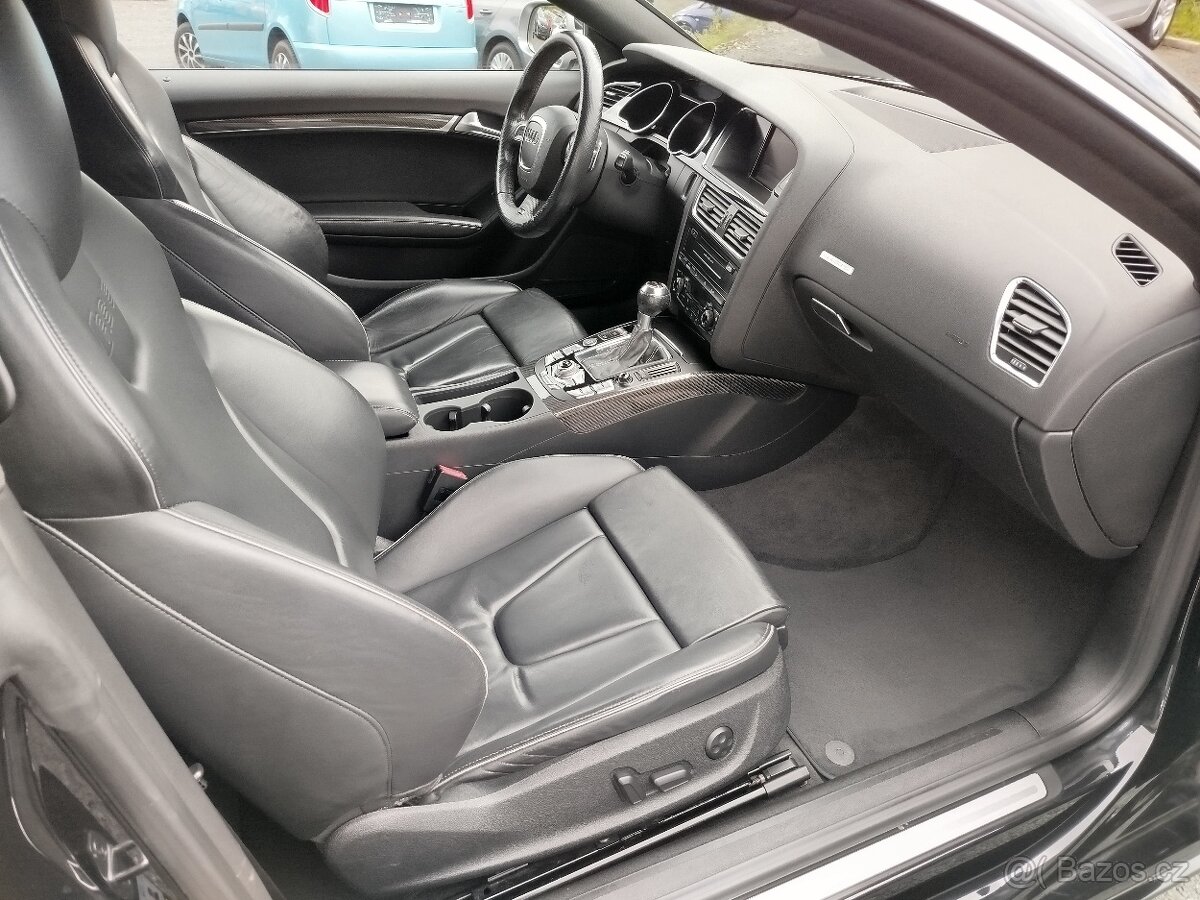 Audi RS5 4.2 FSi V8, 450koní, r.v. 2011 - 18