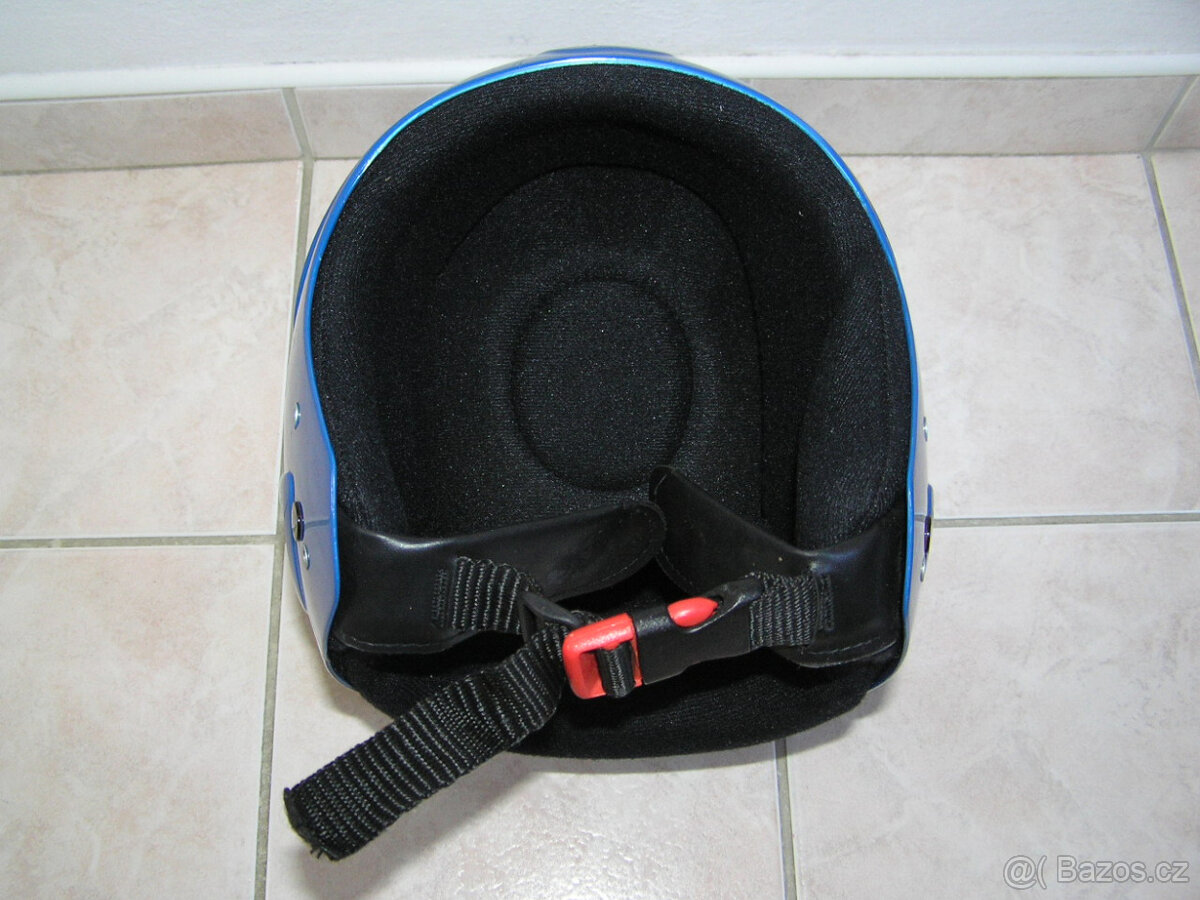 Dětský lyžařský set: lyže 118 cm + hůlky + boty + helma - 18