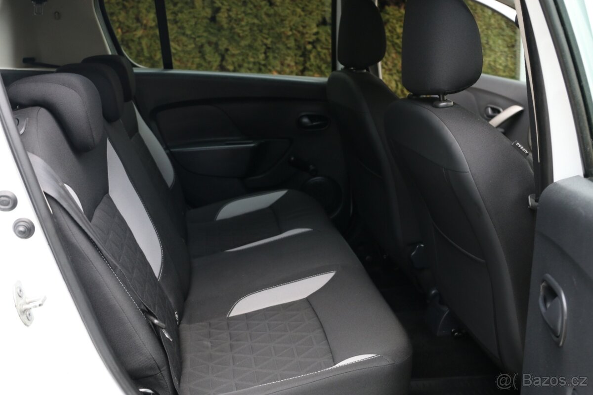 Dacia Sandero 0.9 ČR, Navigace - 18