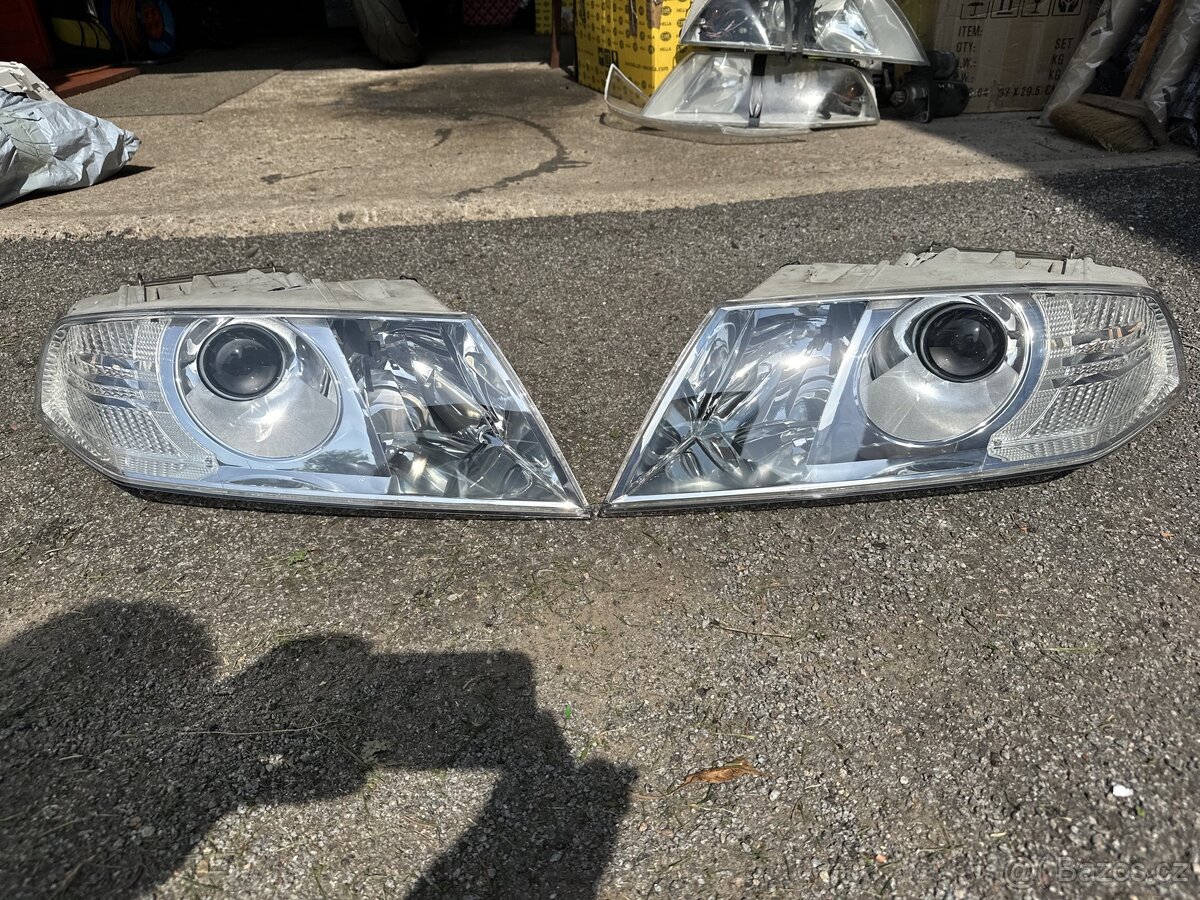 Xenony Skoda Octavia 2 - 18