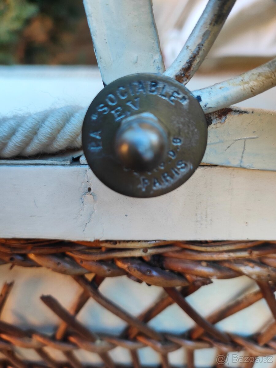 Starožitný kočárek pro miminko č. 599 - 18