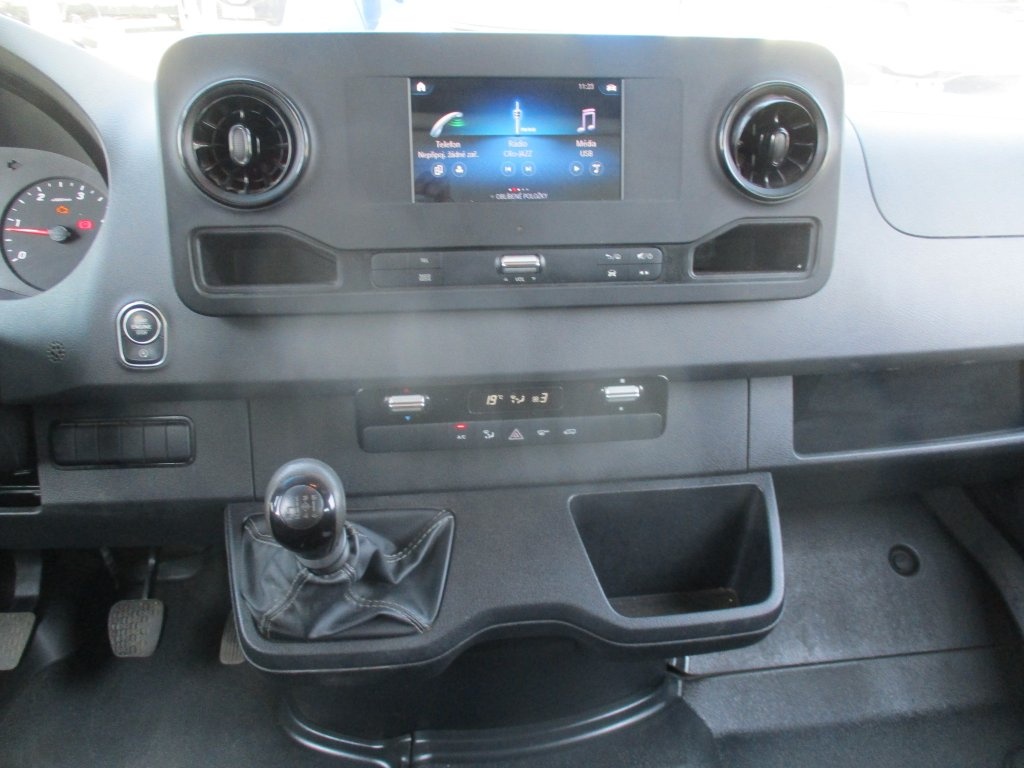 Mercedes - Benz Sprinter valník, 97 600 km - 18
