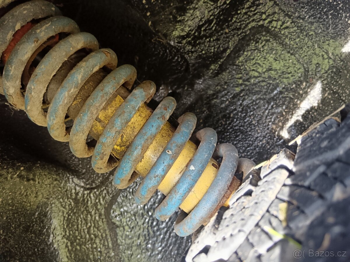 Favorit r.v.1990 karbec pekny stav HP sporting - 18