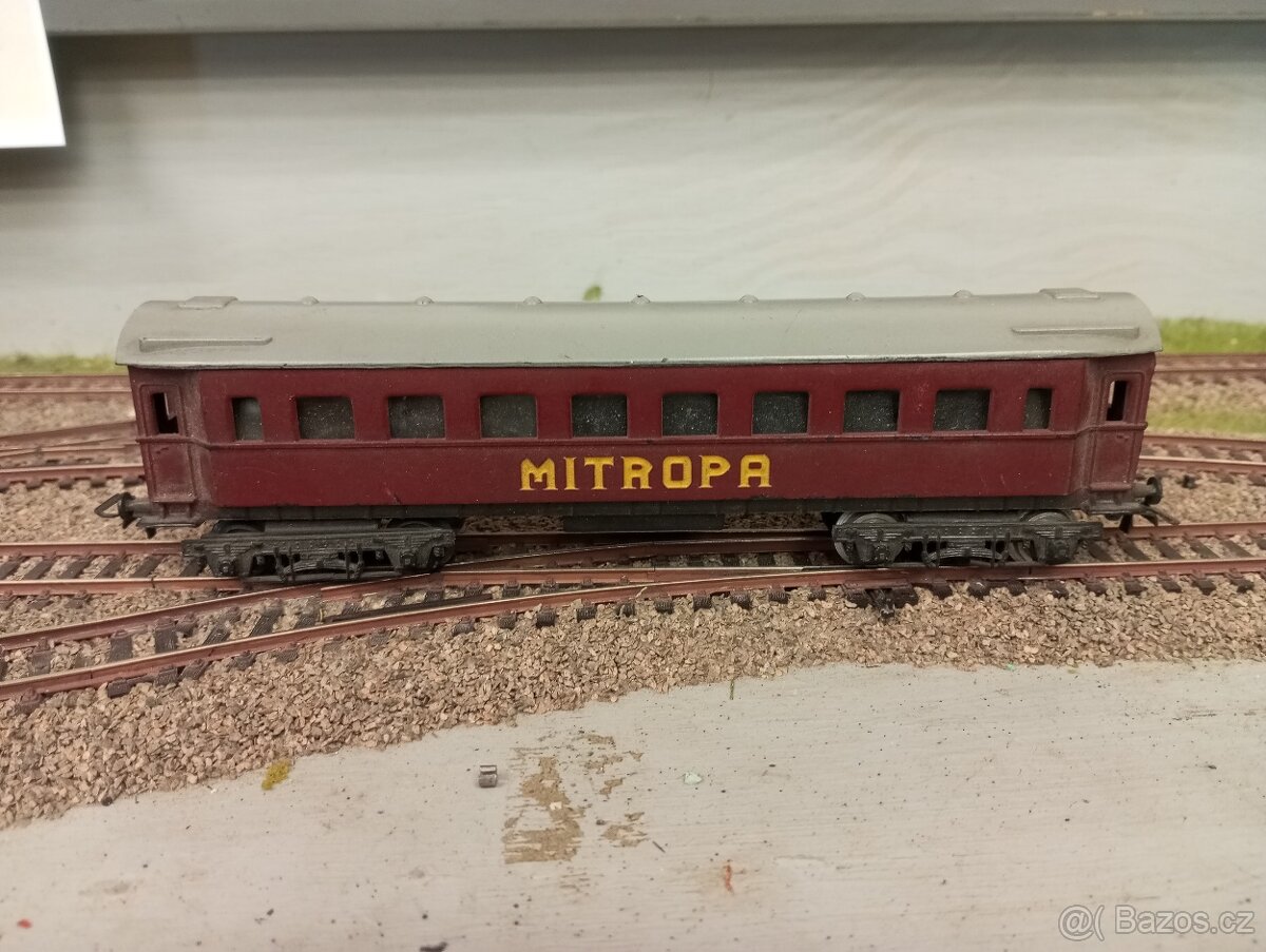 Vláčky, mašinky H0 12. - 18