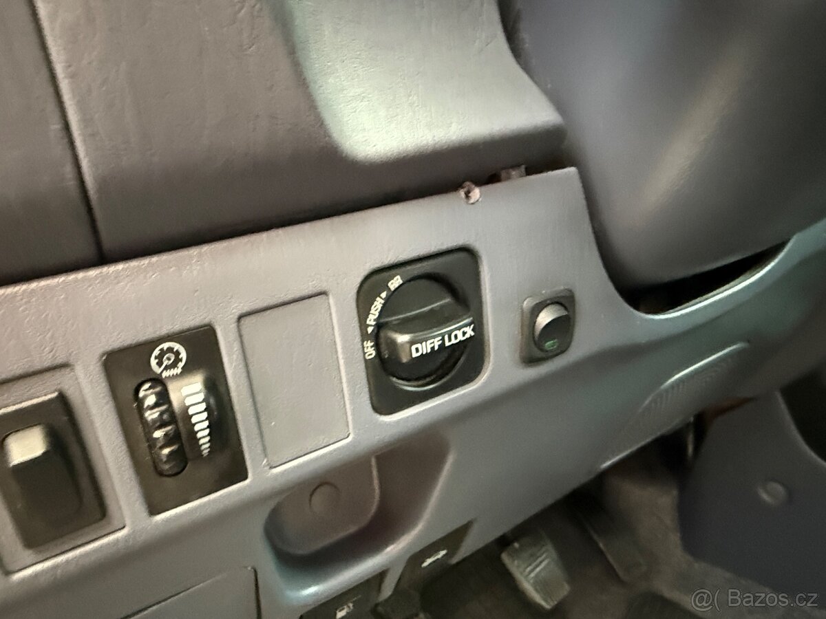 LandCruiser 3,0TD - 18