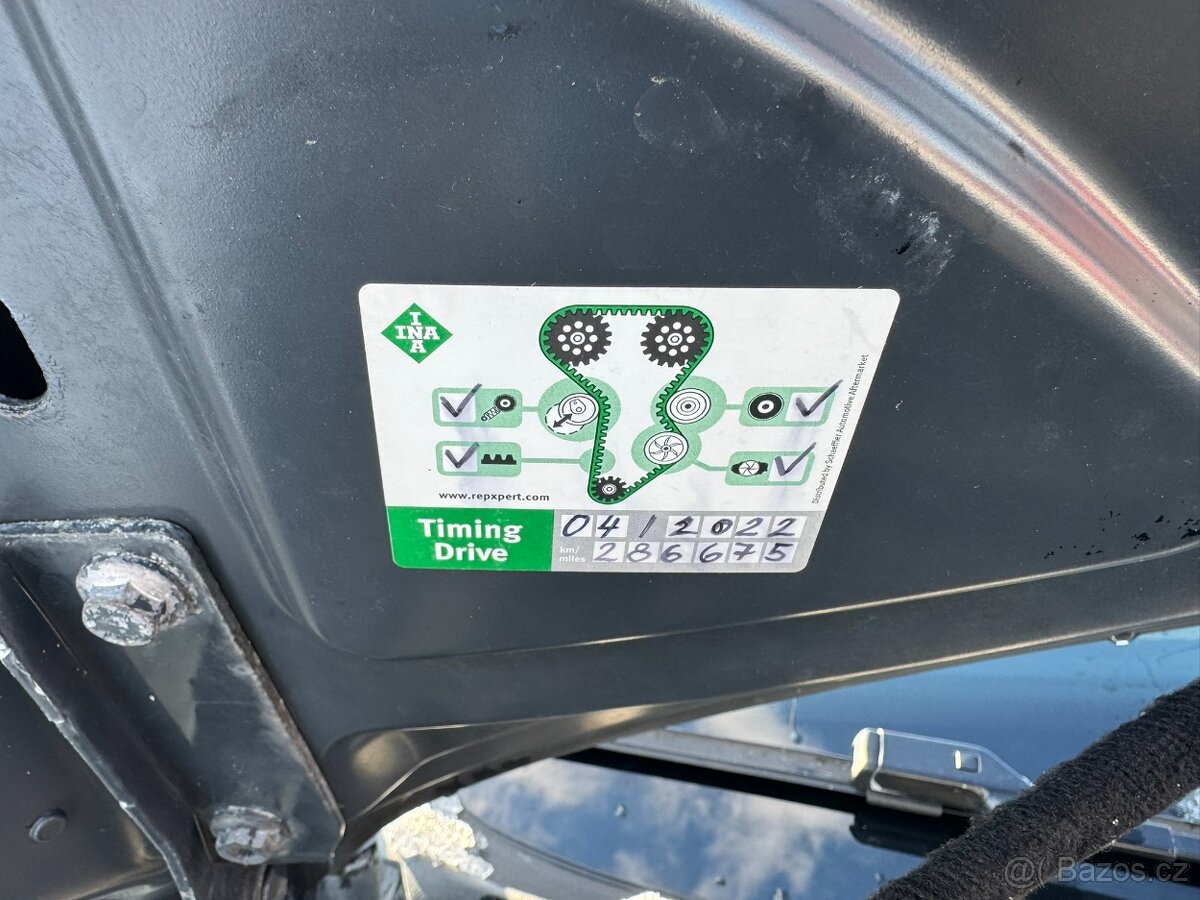 Volkswagen Passat 1,6 TDI 77 KW ROZVODY STK - 18