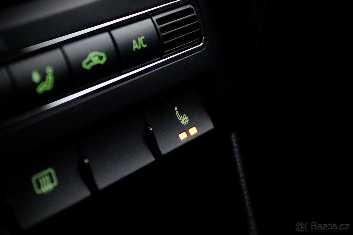 Škoda Rapid Spaceback 1.2 TSI 63 kW Monte Carlo - 18