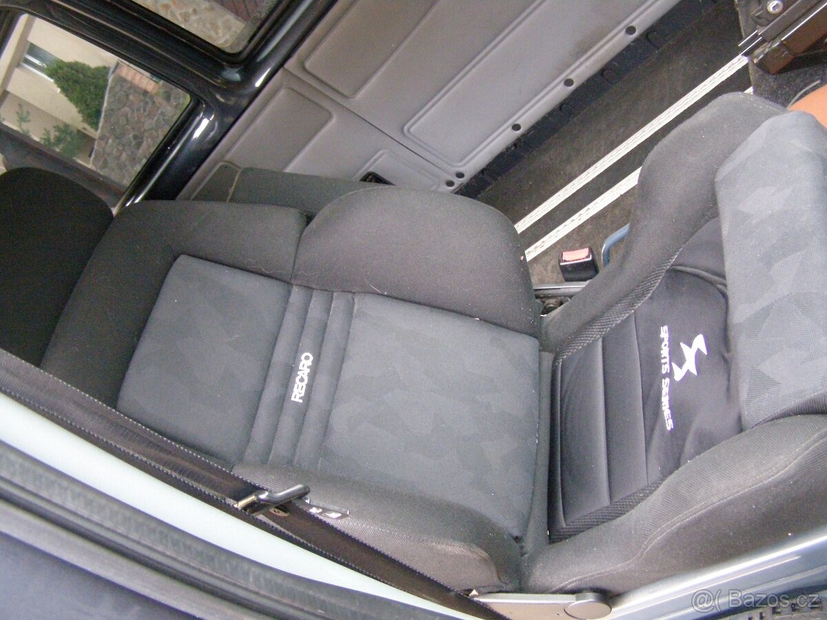 Transit MINIBUS uprava pro vozickare 1 majitel - 18