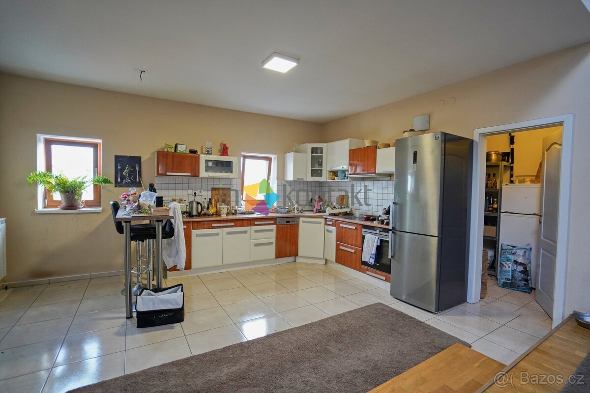 Prodej byty 3+1, 192 m² - Znojmo, ev.č. 00421 - 18