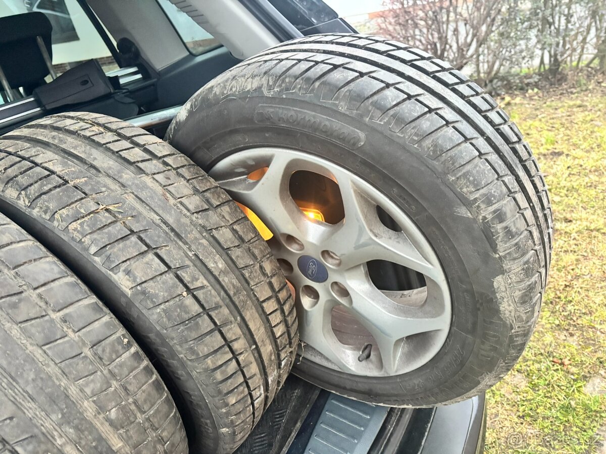 Grand C-Max 1.6TDci, 1.majitel v ČR, Tažné, 2012, Pěkný stav - 18