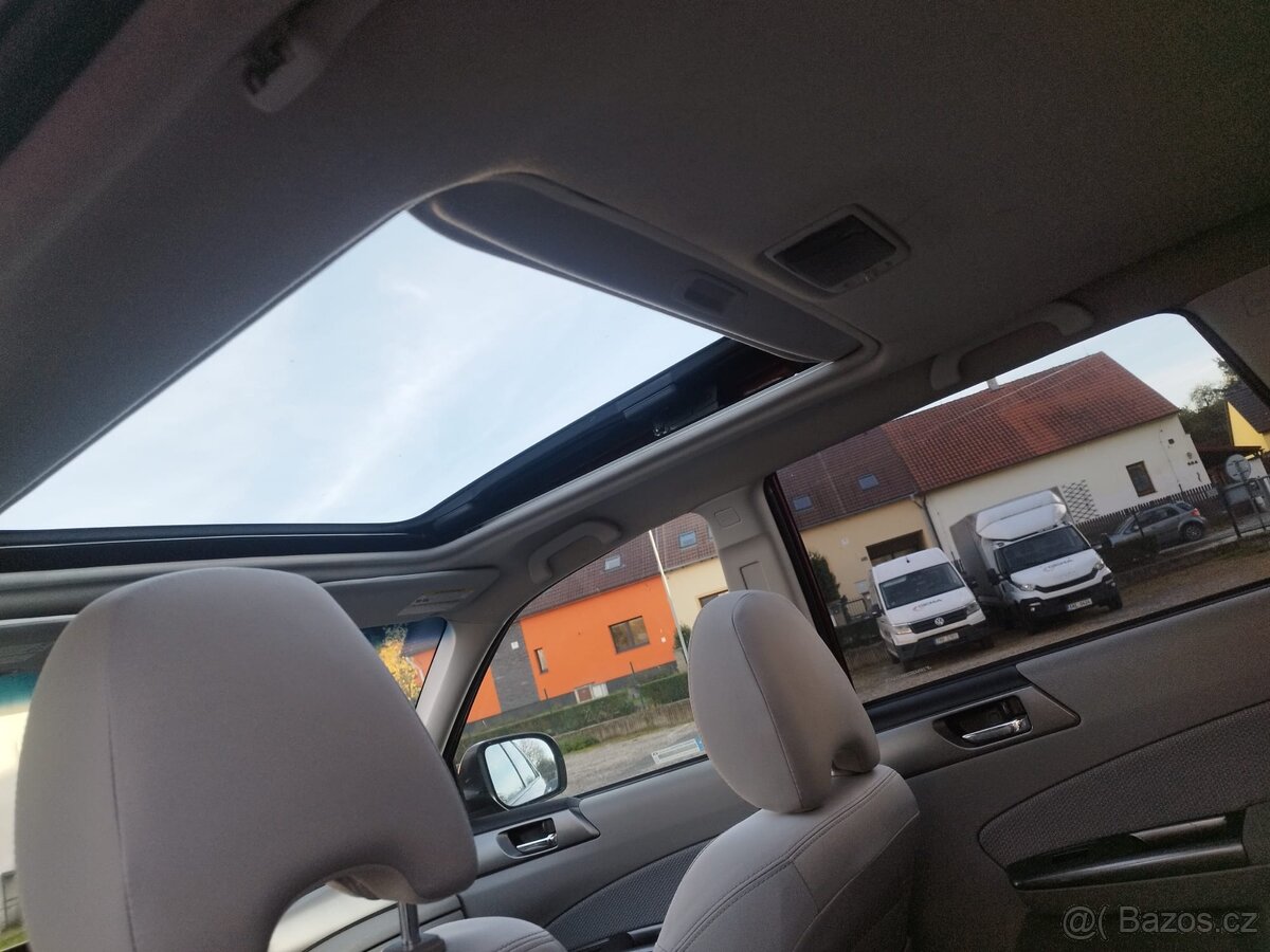 Subaru Forester SH 2.5i LPG 126kW 2011 NOVÁ STK - 18