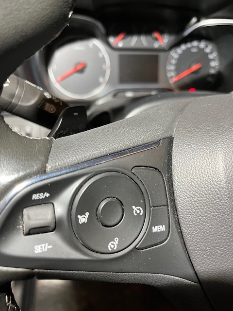 OPEL COMBO Benzin96kW Automat,Tažné,zimní sada kol - 18