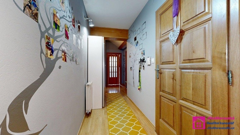 Prodej podkrovního bytu 4+1, 106 m², zahrada, Břeclav - 18