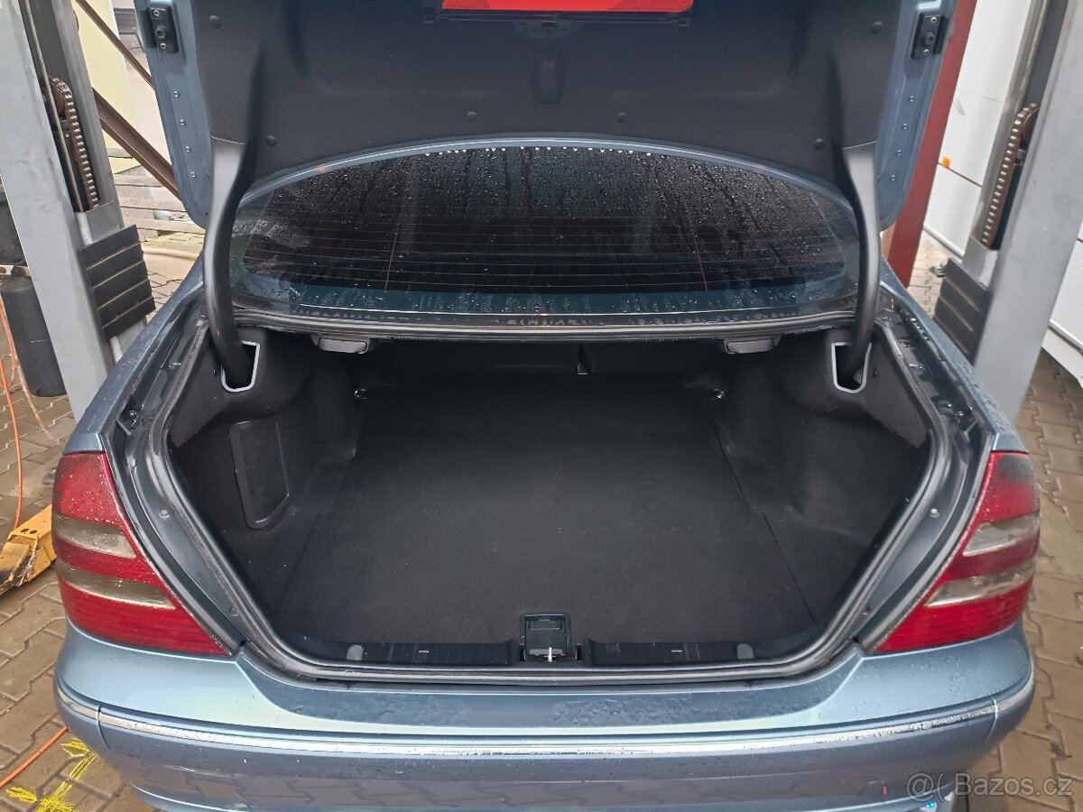 E 240 W211 Avantgarde automat Benz+LPG - 18